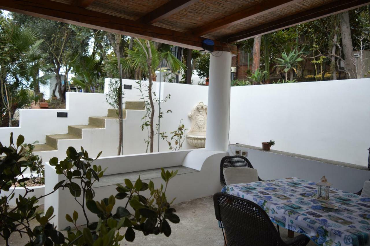 B&B Il Giardino Segreto Stromboli Exterior foto